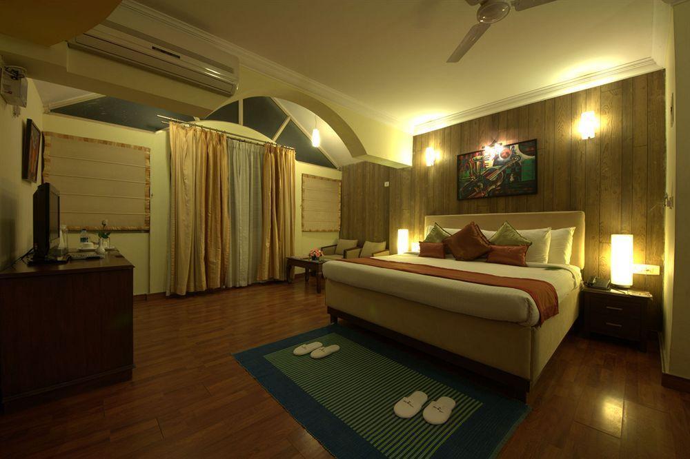 Hm Suites & Studios Bangalore Esterno foto